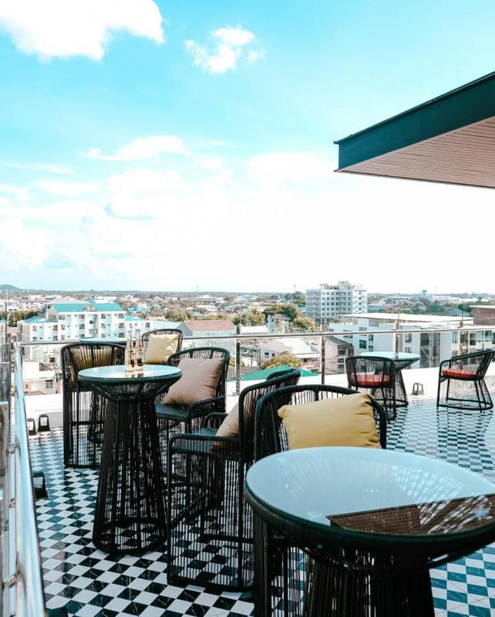 Hotel Agnes Buriram Exterior photo